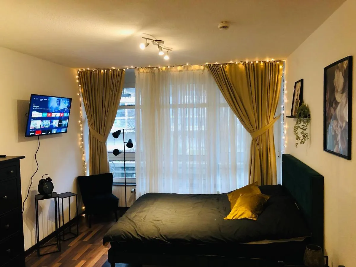 Schickes 1-Zimmer Apartment Im Herzen Koln 0*, Colonia Alemania